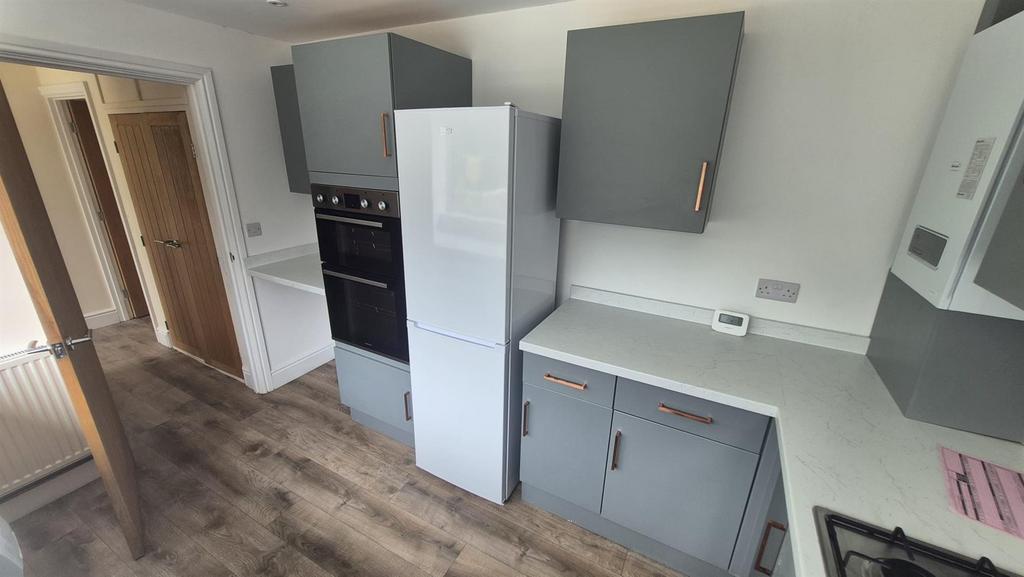 4 BPH Kitchen 3.jpeg