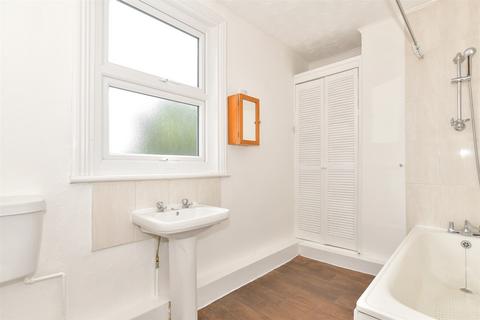 22 Grange Road, Rochester, ME2 4DD