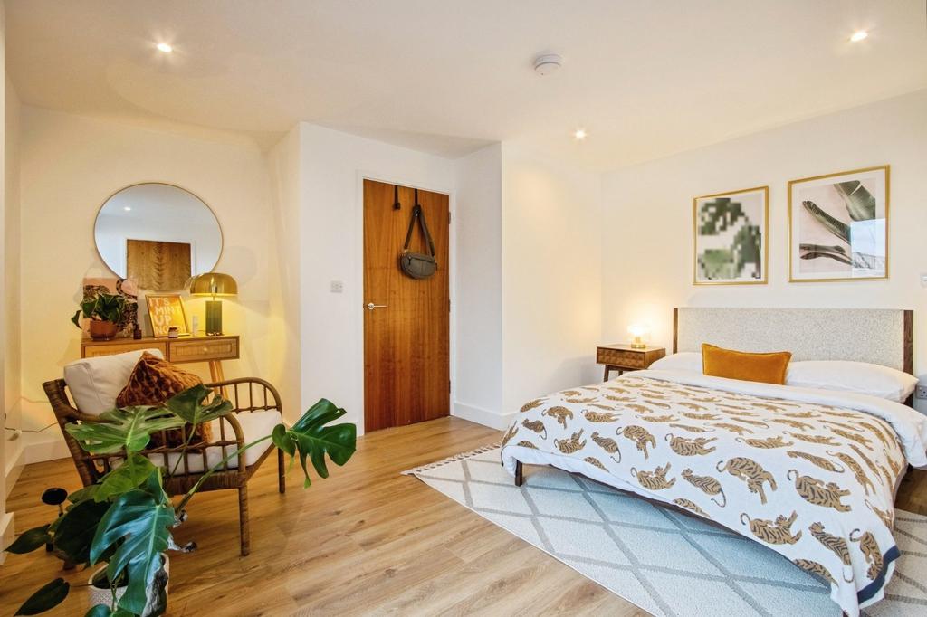 Main Bedroom