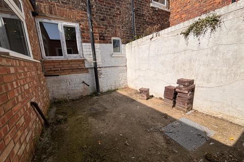 3 bedroom terraced house for sale, West Avenue, North Yorkshire YO14
