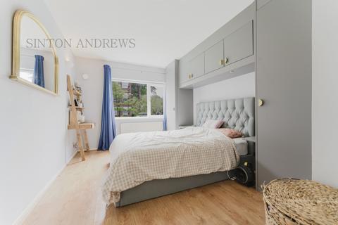 2 bedroom flat for sale, 2, Pinewood Grove, Ealing, W5