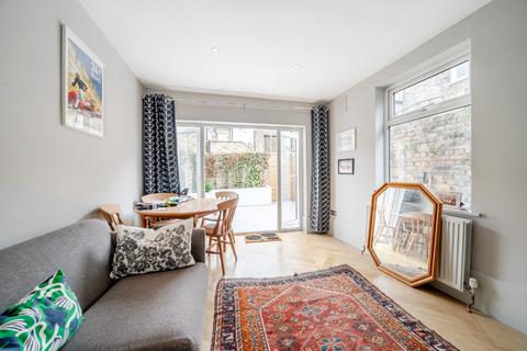 2 bedroom flat for sale, Edenvale Street, Fulham, London, SW6