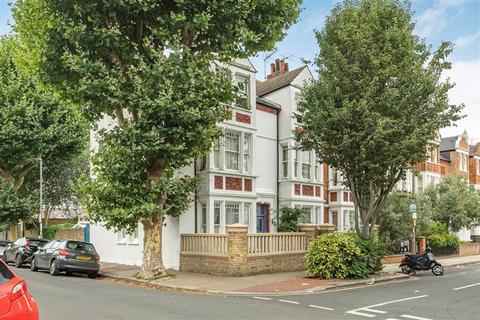 Carmalt Gardens, London SW15
