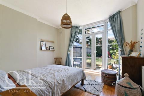 2 bedroom apartment for sale, Holmesdale Road, South Norwood