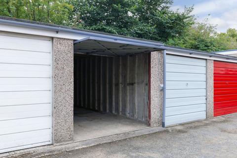 Garage for sale, Garage at 94 Northfield Drive, Northfield, Edinburgh, EH8 7RF