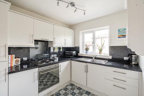 3/9 Allanfield, Edinburgh, EH7 5YG