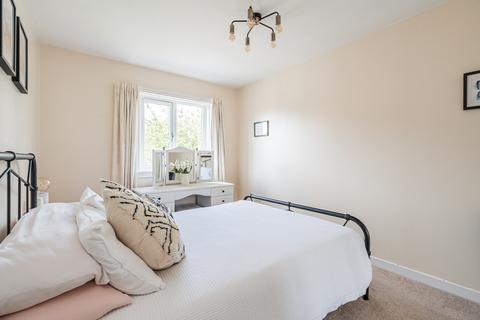 3/9 Allanfield, Edinburgh, EH7 5YG