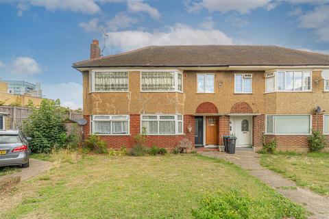 2 bedroom maisonette for sale, Beresford Gardens, Enfield