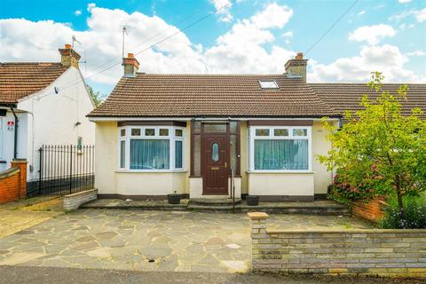 2 bedroom semi-detached bungalow for sale, Mark Avenue, London