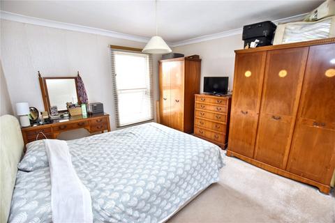 3 bedroom terraced house for sale, Standard Road, Bexleyheath, DA6