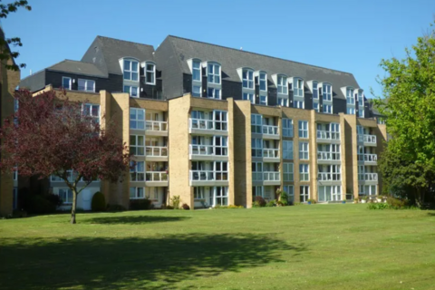 1 bedroom flat for sale, Sandgate Road, Folkestone, CT20