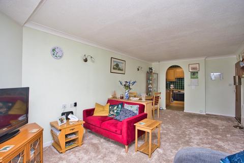 1 bedroom flat for sale, Sandgate Road, Folkestone, CT20