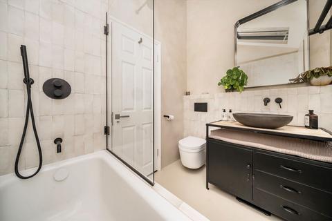 69 Wellington Row, London, E2 7BB