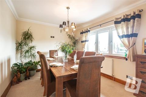 4 bedroom detached house for sale, Athelstan Gardens, Wickford, Essex, SS11
