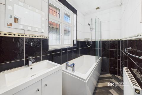 17 Caversham Avenue, Cheam, Sutton, SM3 9AQ