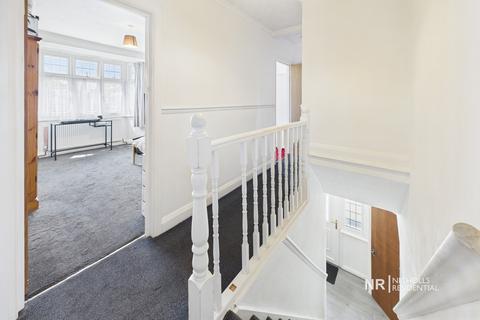 17 Caversham Avenue, Cheam, Sutton, SM3 9AQ