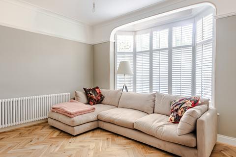4 bedroom detached house for sale, Leeds LS8