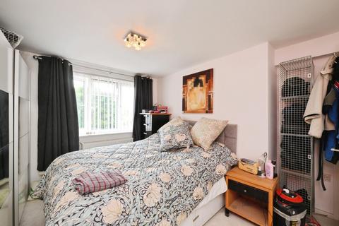 21 Pytt Field, Harlow, CM17 9AA