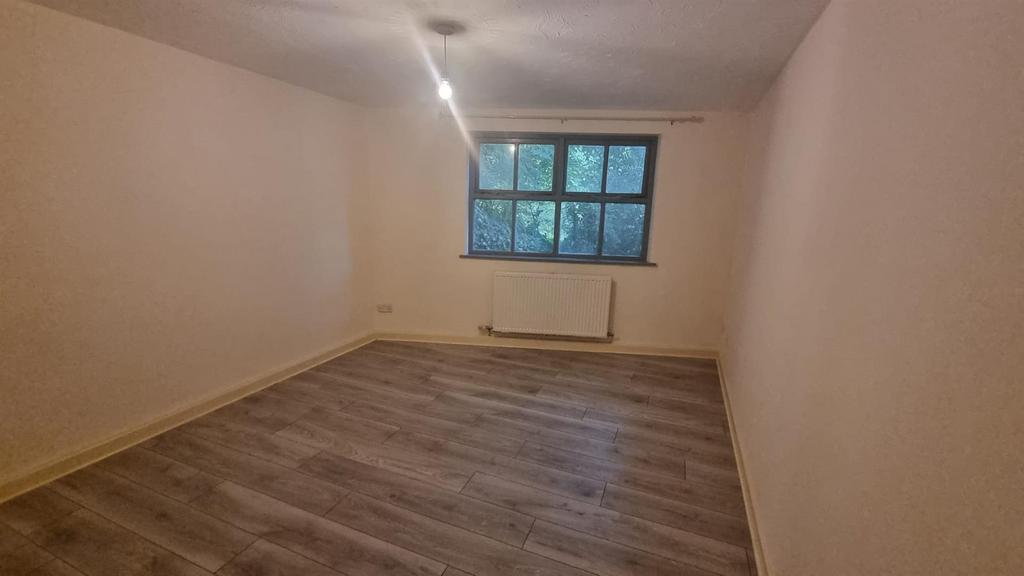 2 CB Bedroom 1 1.jpeg