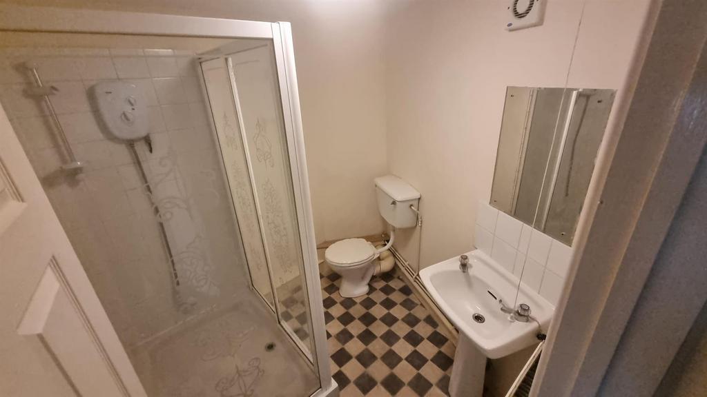 2 CB Bathroom 1.jpeg