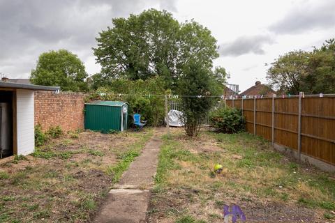 1 bedroom detached house to rent, Hillside, Slough SL1