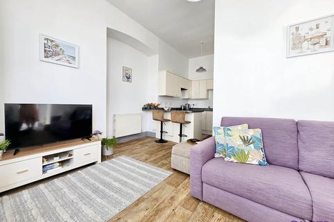 1 bedroom maisonette for sale