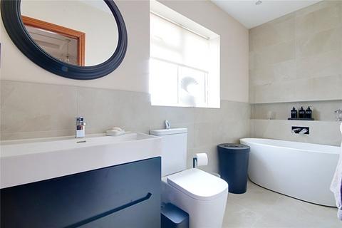 4 bedroom end of terrace house for sale, Carterhatch Road, Enfield, EN3