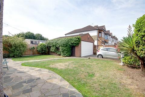 4 bedroom end of terrace house for sale, Carterhatch Road, Enfield, EN3