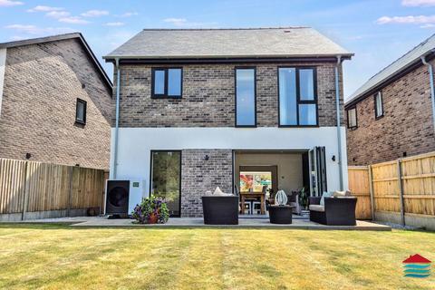 3 bedroom detached house for sale, Penrallt, Pwllheli, LL53