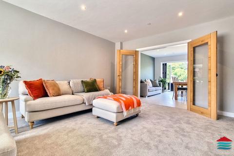 3 bedroom detached house for sale, Penrallt, Pwllheli, LL53