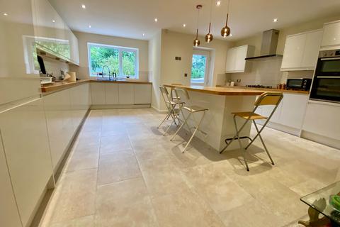 undefined, Daylesford Crescent, Cheadle