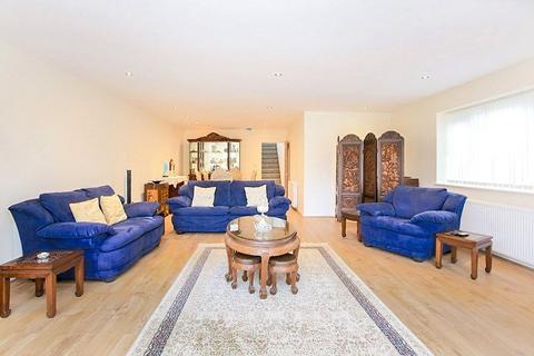 undefined, Daylesford Crescent, Cheadle