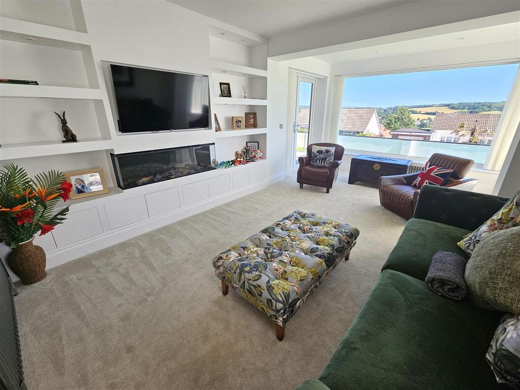 Sitting Room.jpg