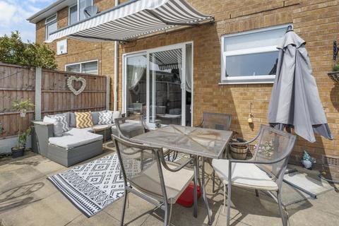 12 Martin Close, Bromsgrove, B61 7BW