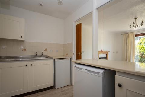 2 bedroom retirement property for sale, Uplands Road, Warley, Brentwood
