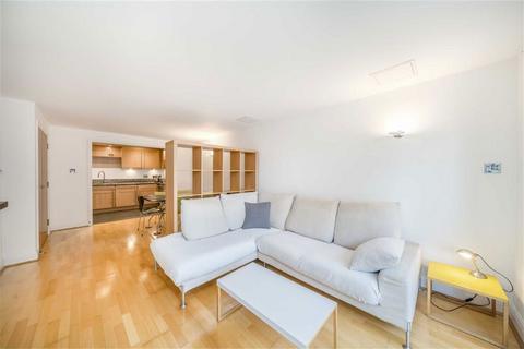 undefined, New Globe Walk, London SE1