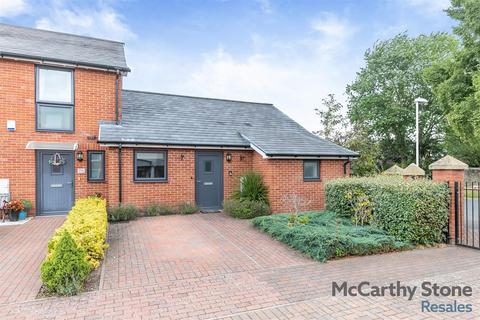 1 bedroom bungalow for sale, Jackson Place, Fields Park Drive, Alcester, Warwickshire, B49 6GR