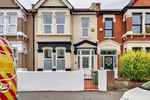 3 bedroom terraced house for sale, Strone Road, London