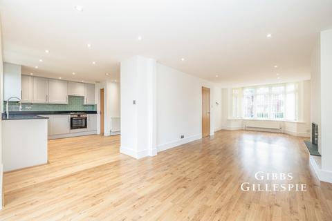 4 bedroom semi-detached house to rent, Peareswood Gardens, Stanmore, HA7
