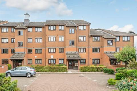 undefined, St Benedicts Close, Tooting, London, SW17