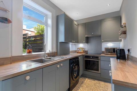 156 Randolph Drive, Clarkston, Glasgow, G76 8AU