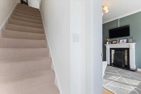 156 Randolph Drive, Clarkston, Glasgow, G76 8AU