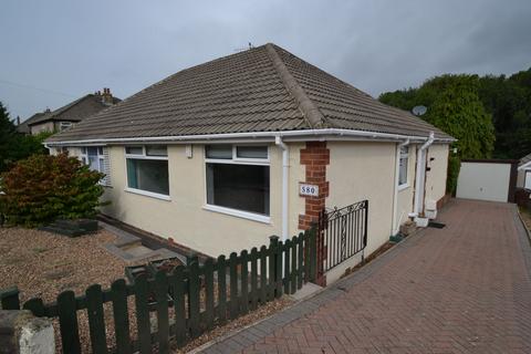 2 bedroom semi-detached bungalow for sale, Thackley, Thackley BD10
