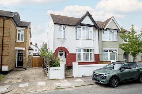undefined, Dawlish Drive, Leigh-on-sea, SS9