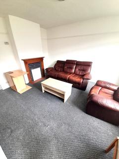3 bedroom semi-detached house to rent, Spencer Road, Slough, Berkshire, SL3