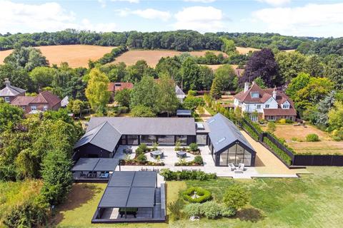 4 bedroom bungalow for sale, Piccotts End, Hemel Hempstead, Hertfordshire, HP1