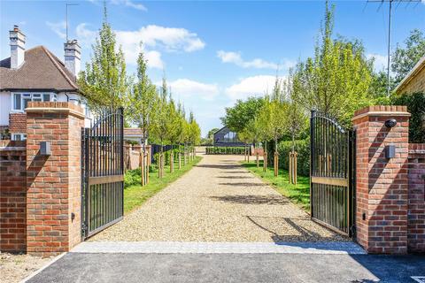 4 bedroom bungalow for sale, Piccotts End, Hemel Hempstead, Hertfordshire, HP1