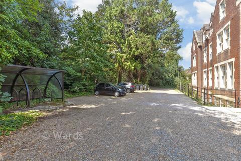 3 bedroom flat for sale, New Dover Road, Canterbury, Kent