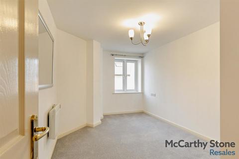 1 bedroom apartment for sale, Marina Court, Mount Wise, Newquay