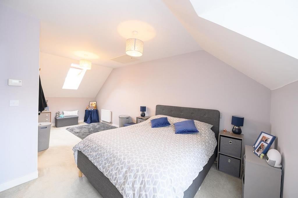 Master bedroom.jpg